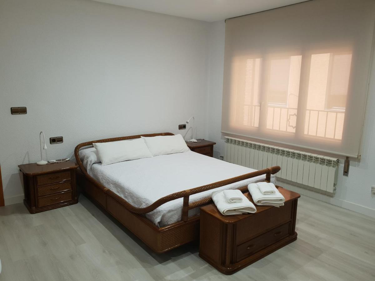 Portal De Valencia Apartment Teruel Exterior foto